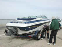 boat lesson 2.jpg (142596 bytes)